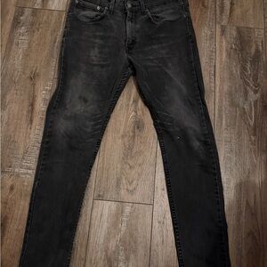 Levis Men's Skinny Taper 34x32 Black Jeans
8